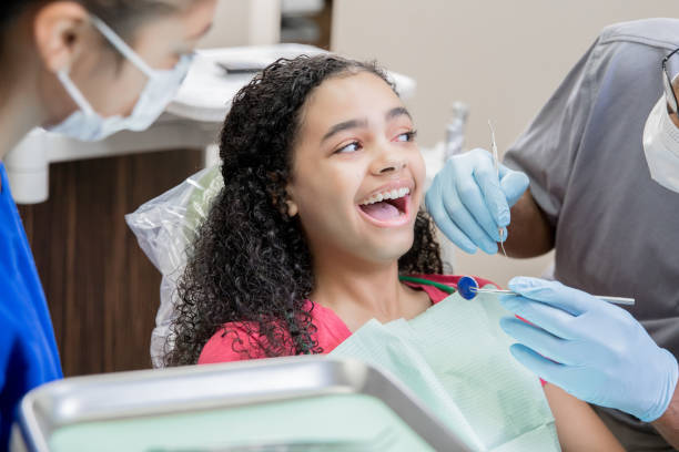 Best Broken or Chipped Tooth Repair in Brownsville, TX